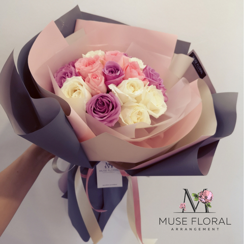 Muse Floral Mixed Roses Bouquet 02b.png
