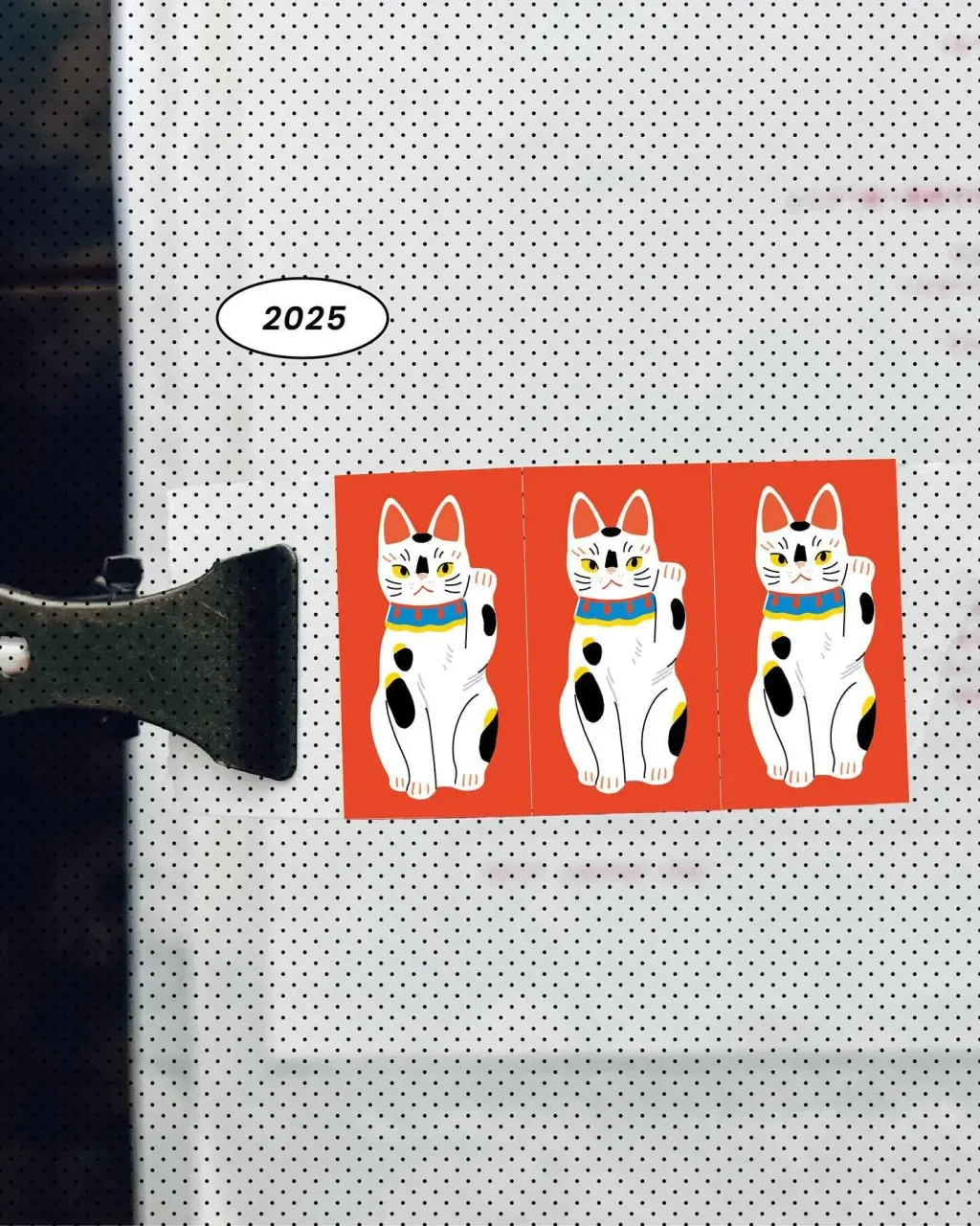 81940319
