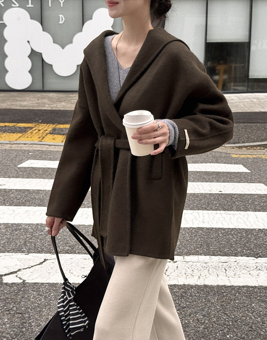 imgi_24_blue250930_y8_o__06