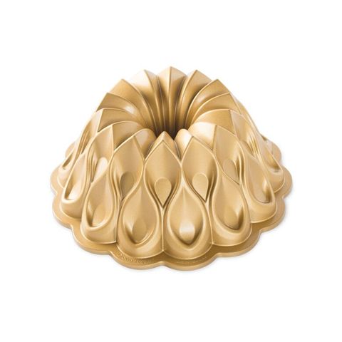 91737_crown_bundt_pan_780x780__53171.1617722783.1280.1280
