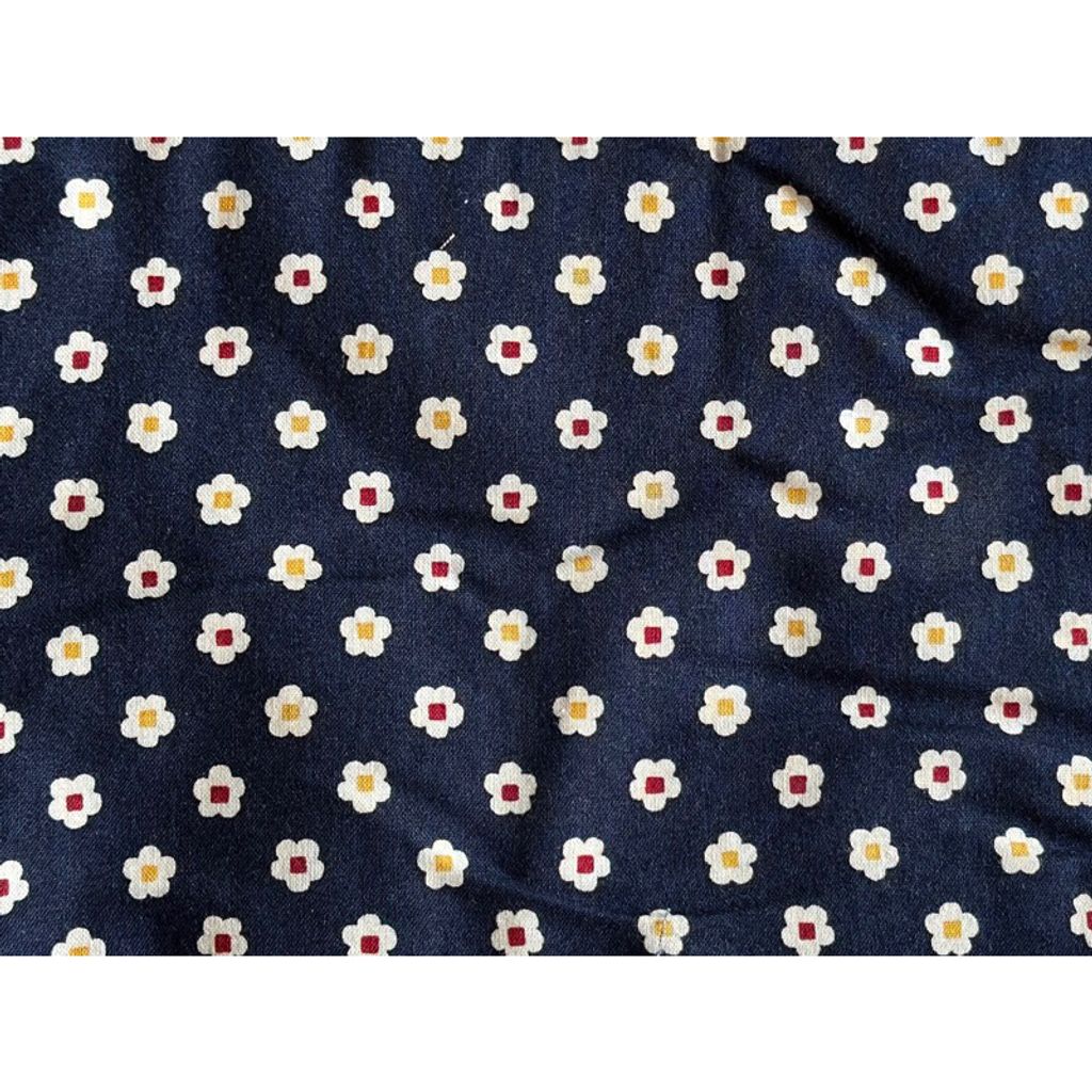 tw-11134207-23030-bn2sizsk7mov3f