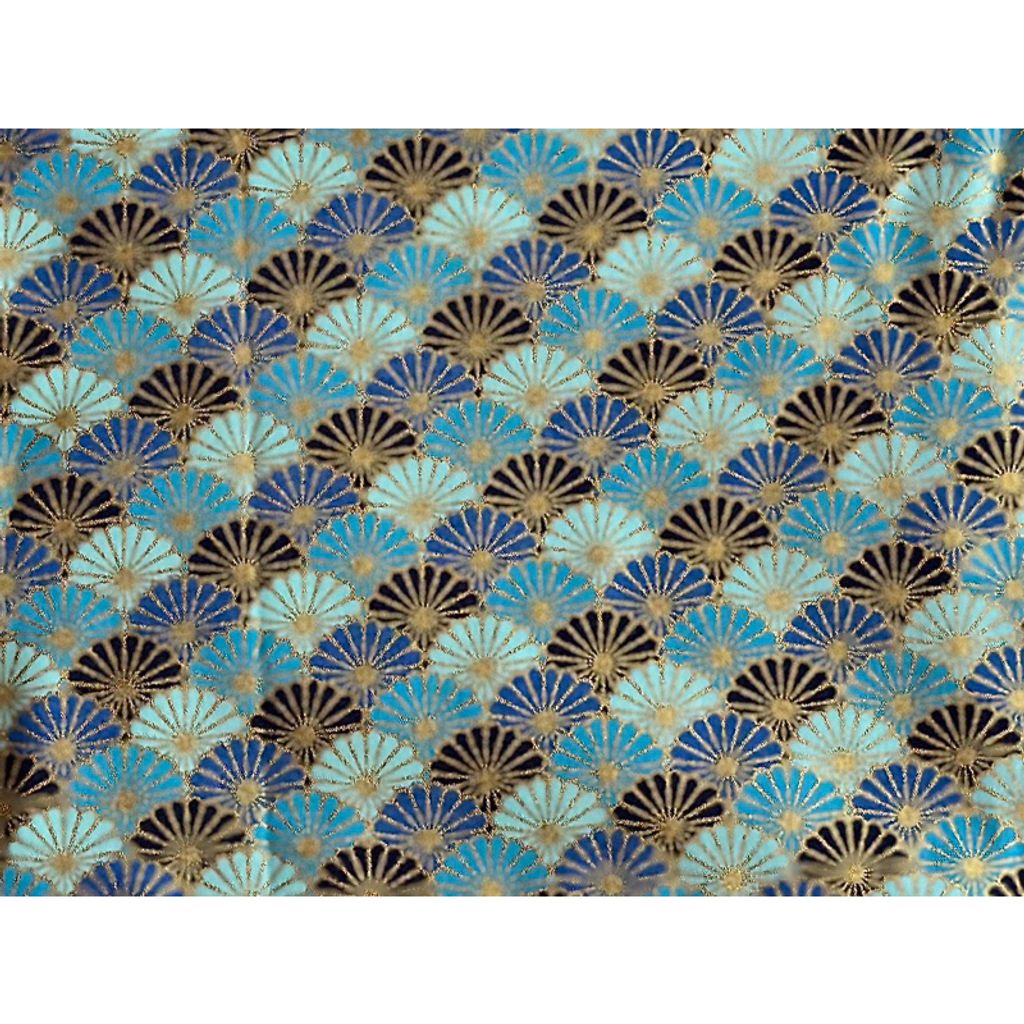 tw-11134207-23030-ah0i2c9r7mov0a