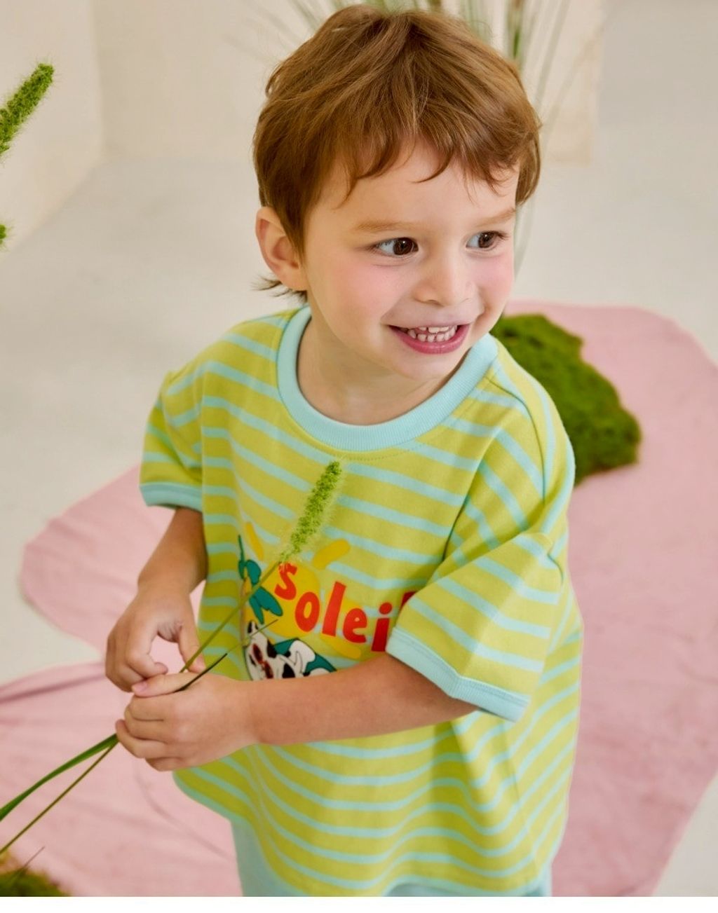 LINE_ALBUM_Rototo 26夏_260407_344