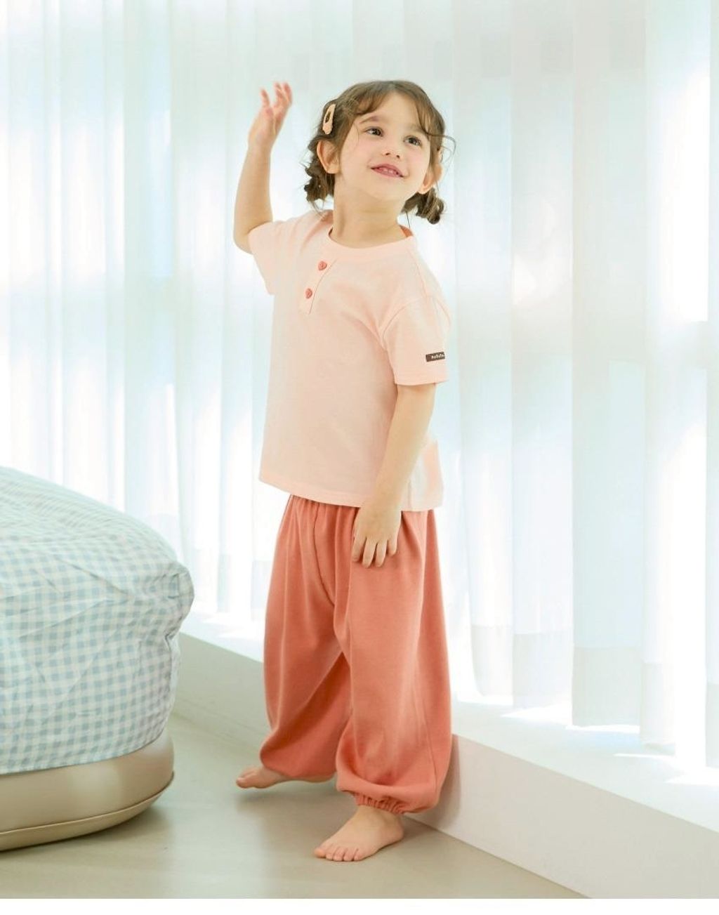 LINE_ALBUM_Rototo 26夏_260407_328