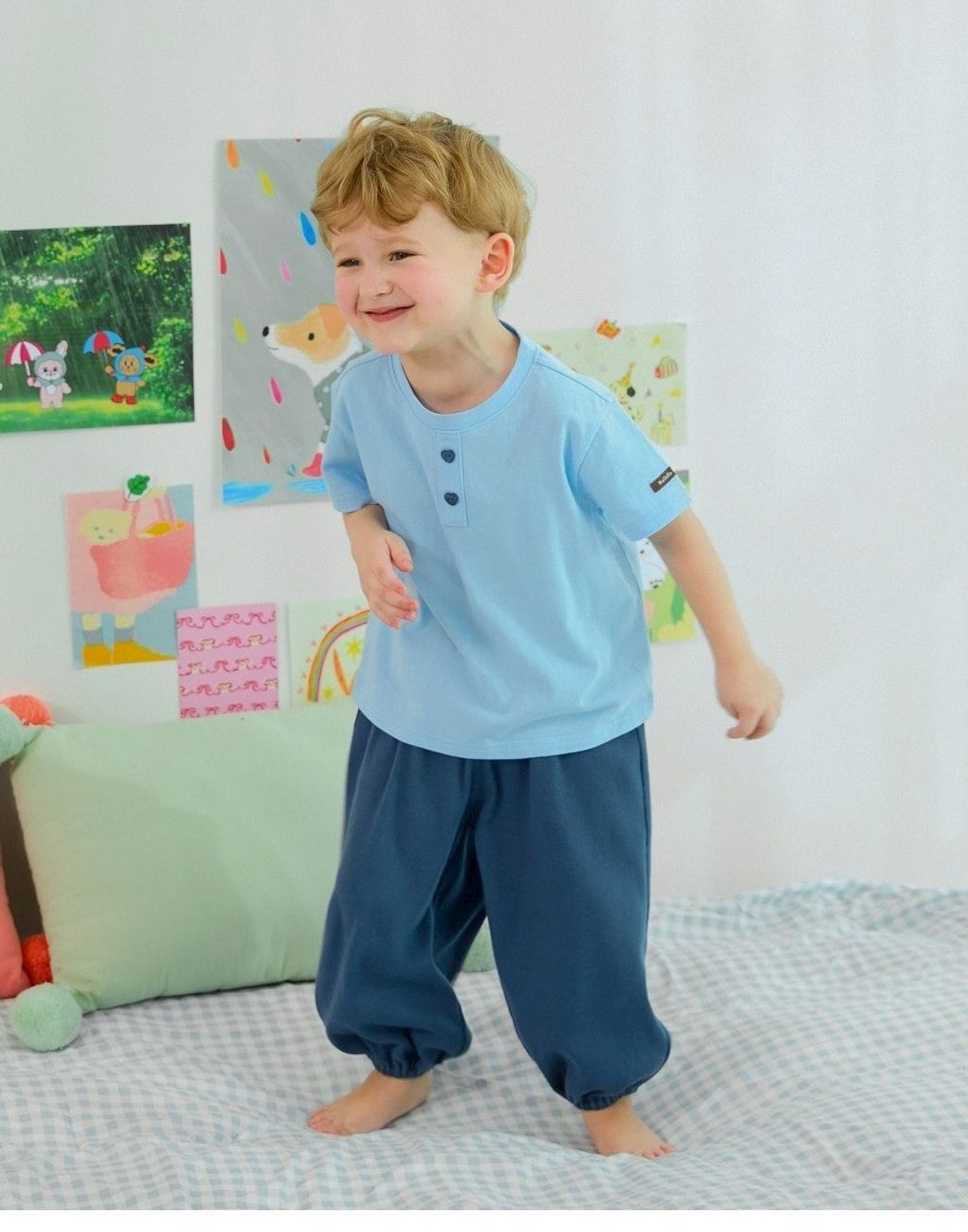 LINE_ALBUM_Rototo 26夏_260407_340