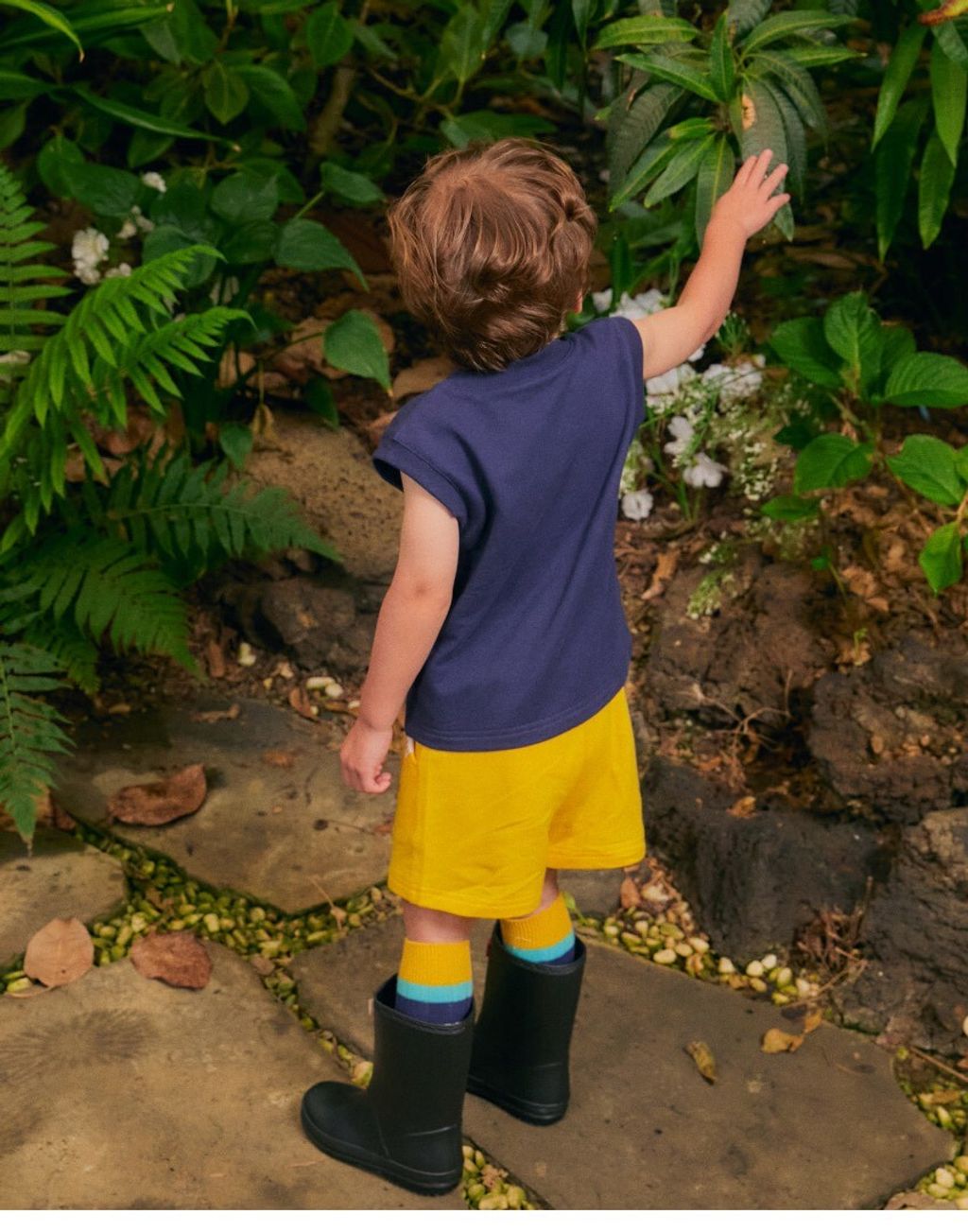 LINE_ALBUM_Rototo 26夏_260407_306