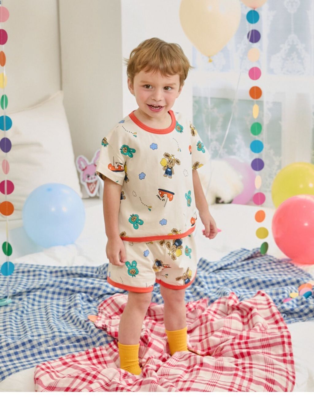 LINE_ALBUM_Rototo 26夏_260407_301