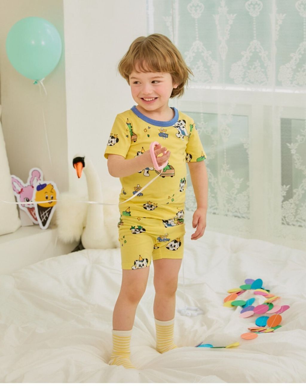 LINE_ALBUM_Rototo 26夏_260407_256