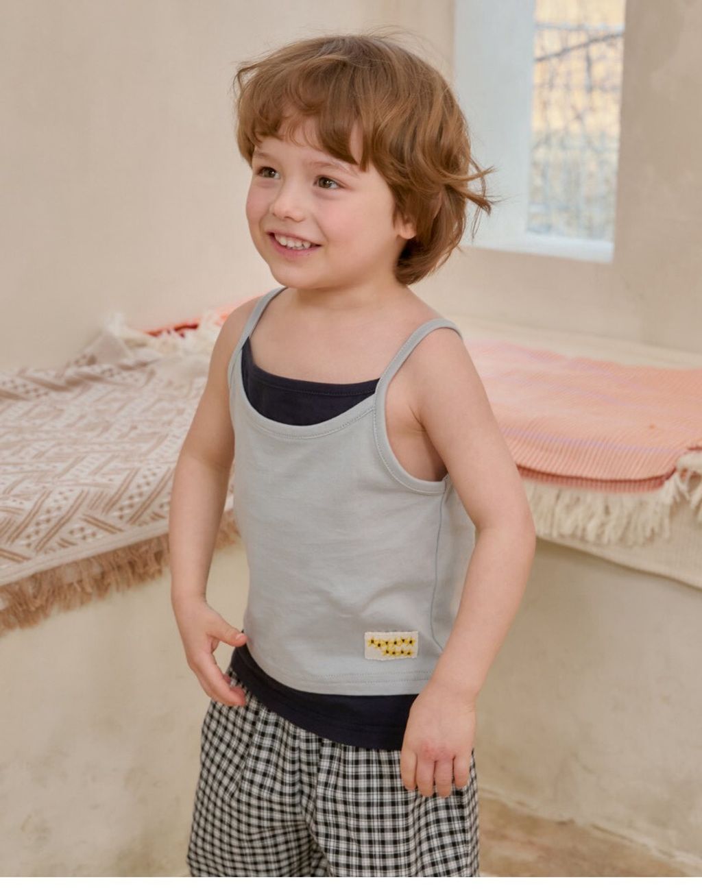 LINE_ALBUM_Rototo 26夏_260407_216