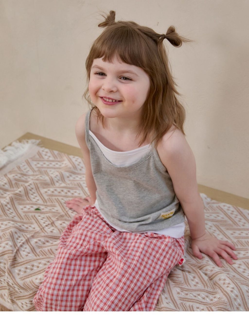 LINE_ALBUM_Rototo 26夏_260407_214