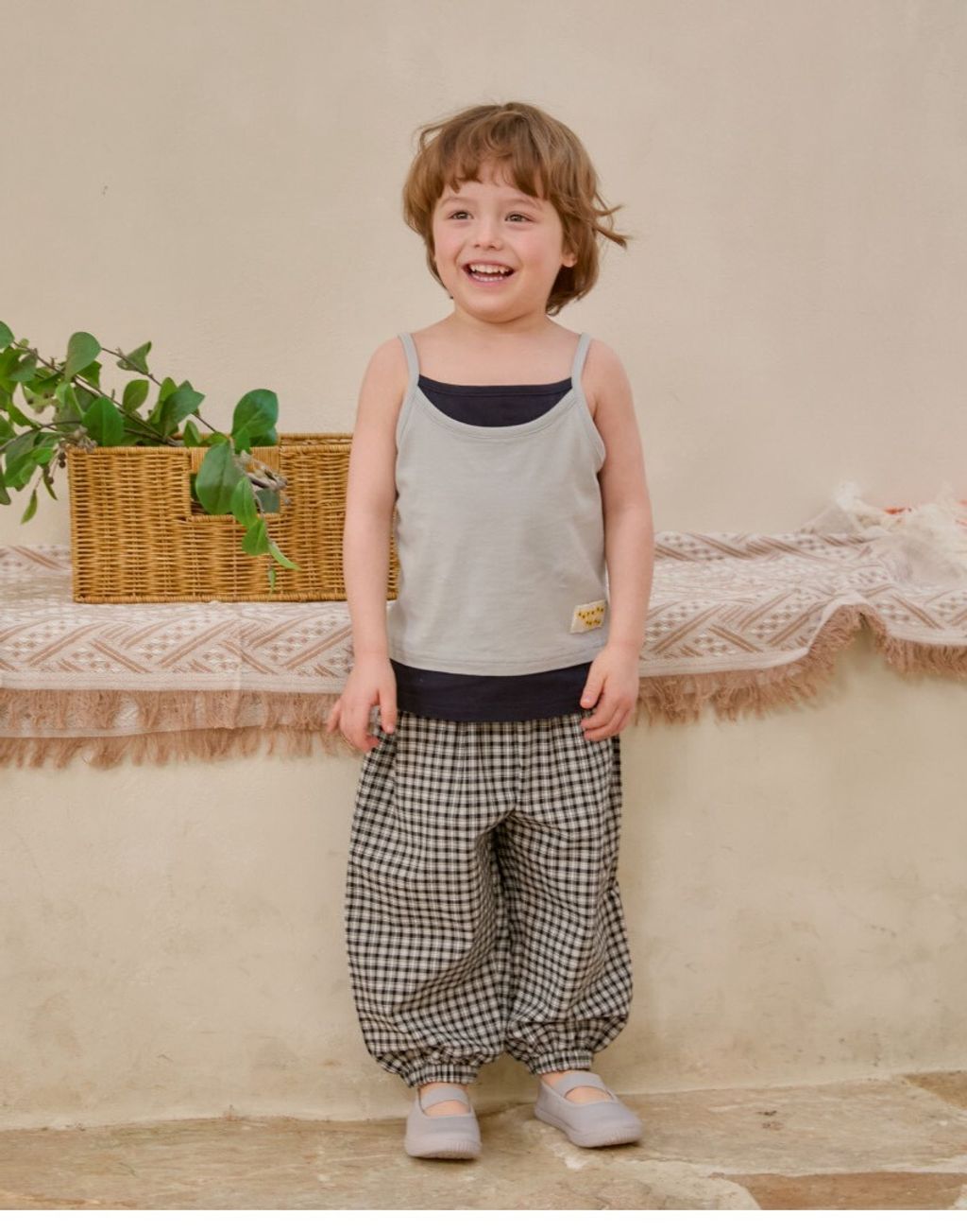 LINE_ALBUM_Rototo 26夏_260407_222