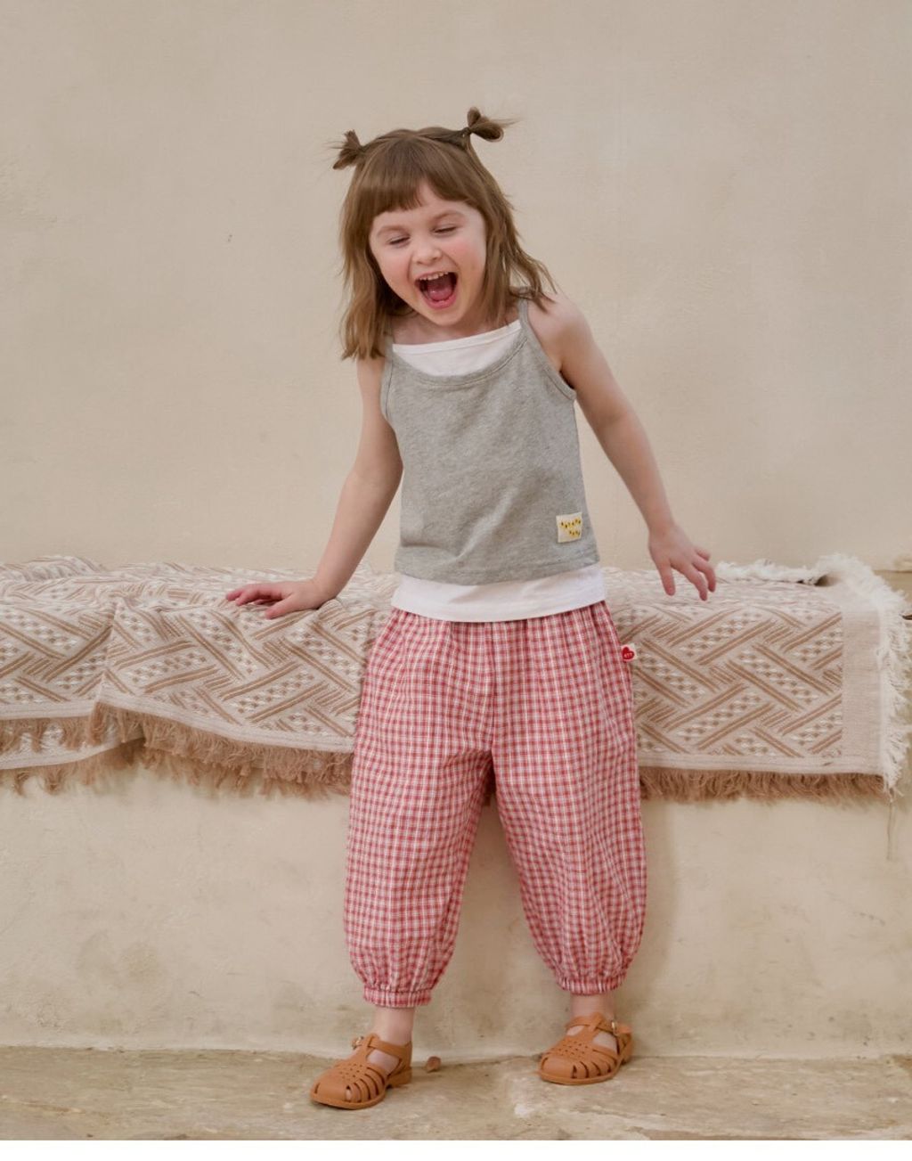 LINE_ALBUM_Rototo 26夏_260407_217