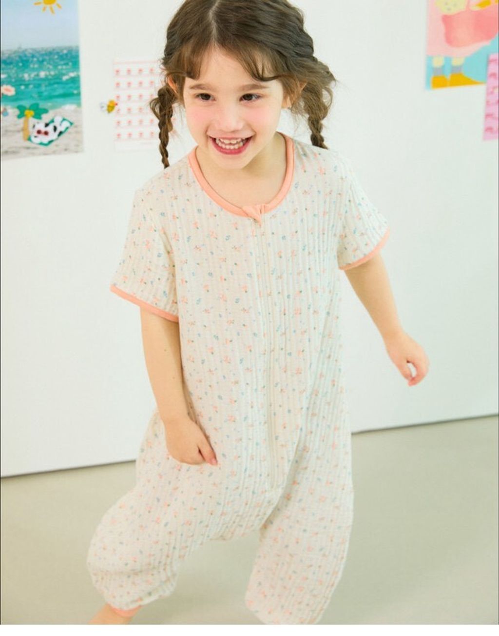 LINE_ALBUM_Rototo 26夏_260407_172