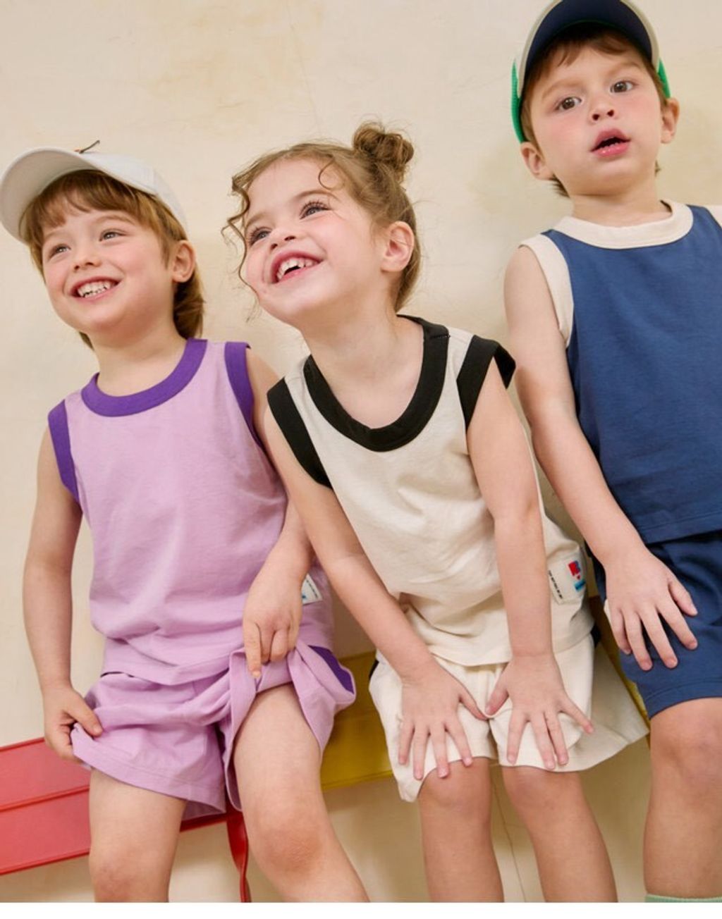 LINE_ALBUM_Rototo 26夏_260407_157