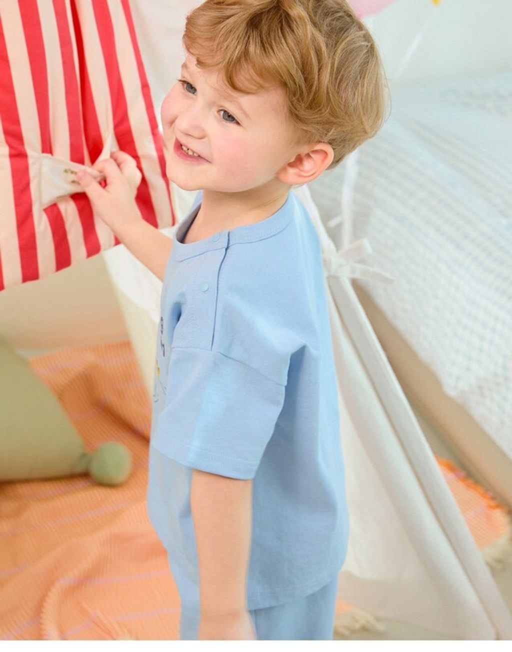 LINE_ALBUM_Rototo 26夏_260407_137