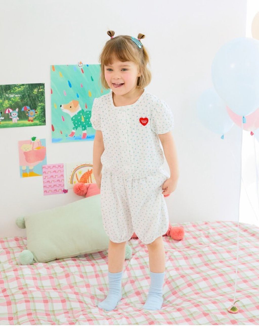 LINE_ALBUM_Rototo 26夏_260407_118