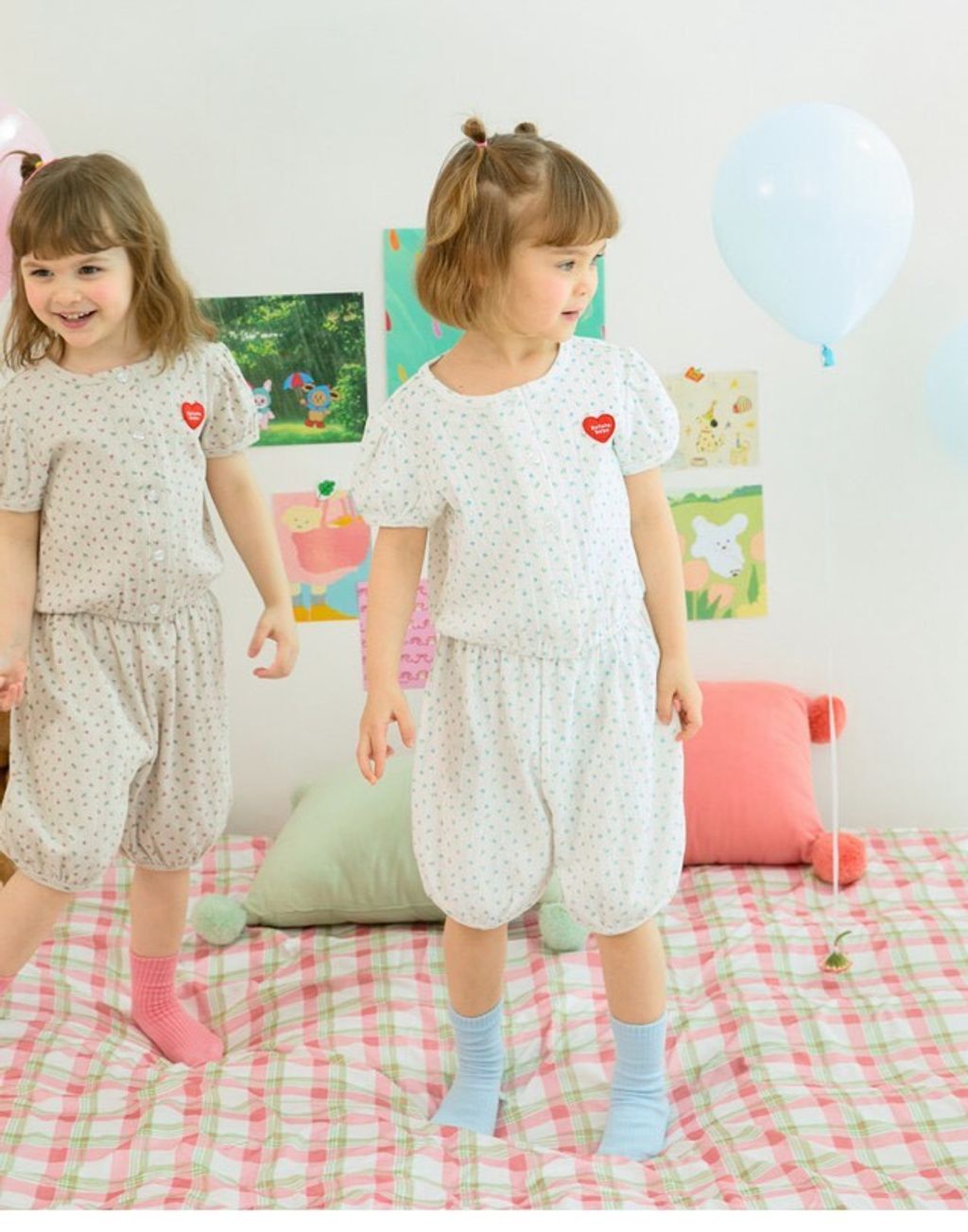 LINE_ALBUM_Rototo 26夏_260407_117