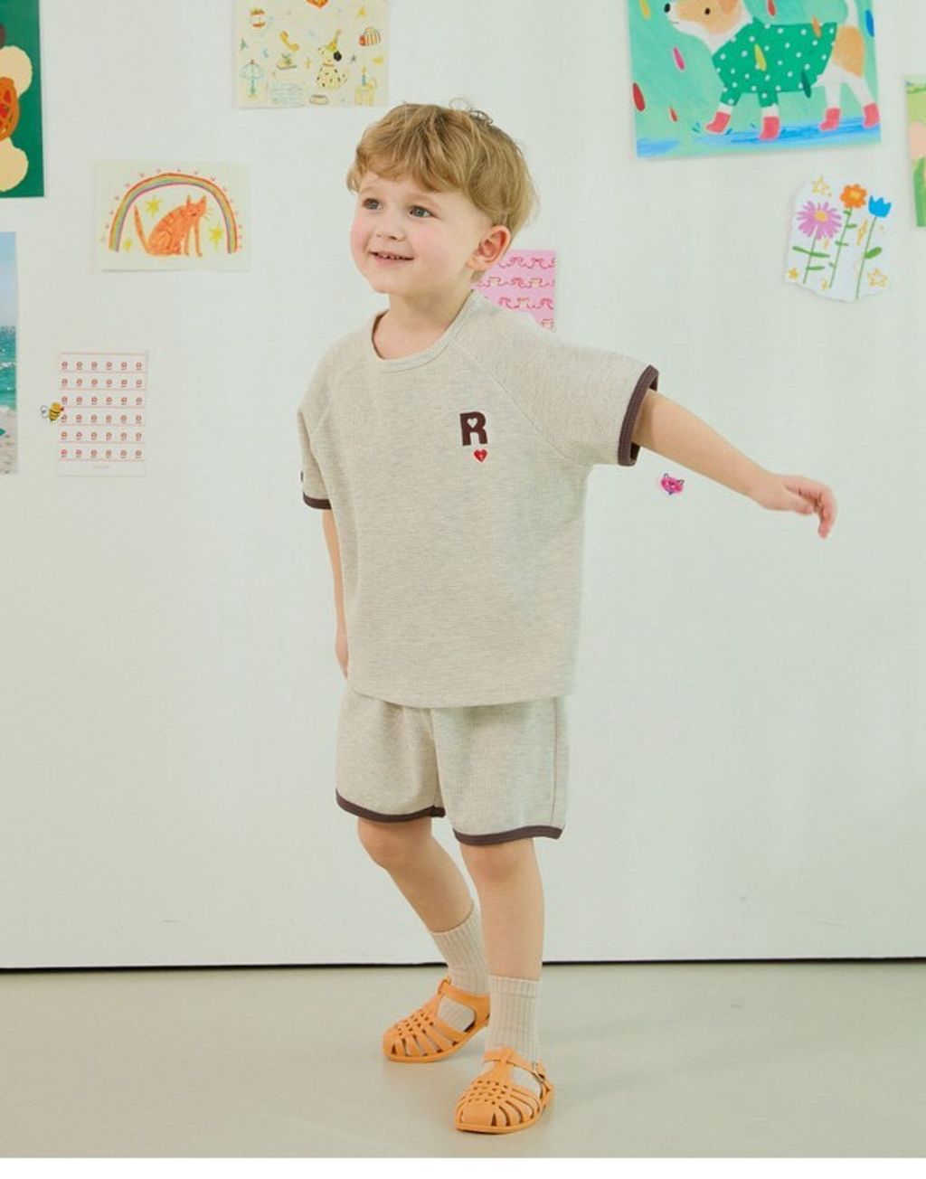 LINE_ALBUM_Rototo 26夏_260407_100