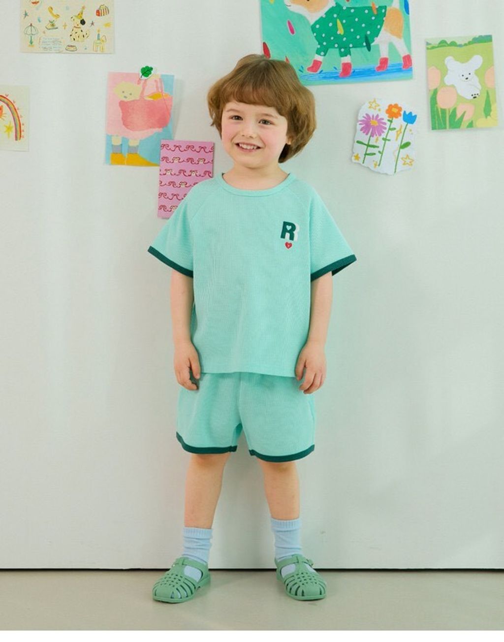 LINE_ALBUM_Rototo 26夏_260407_107