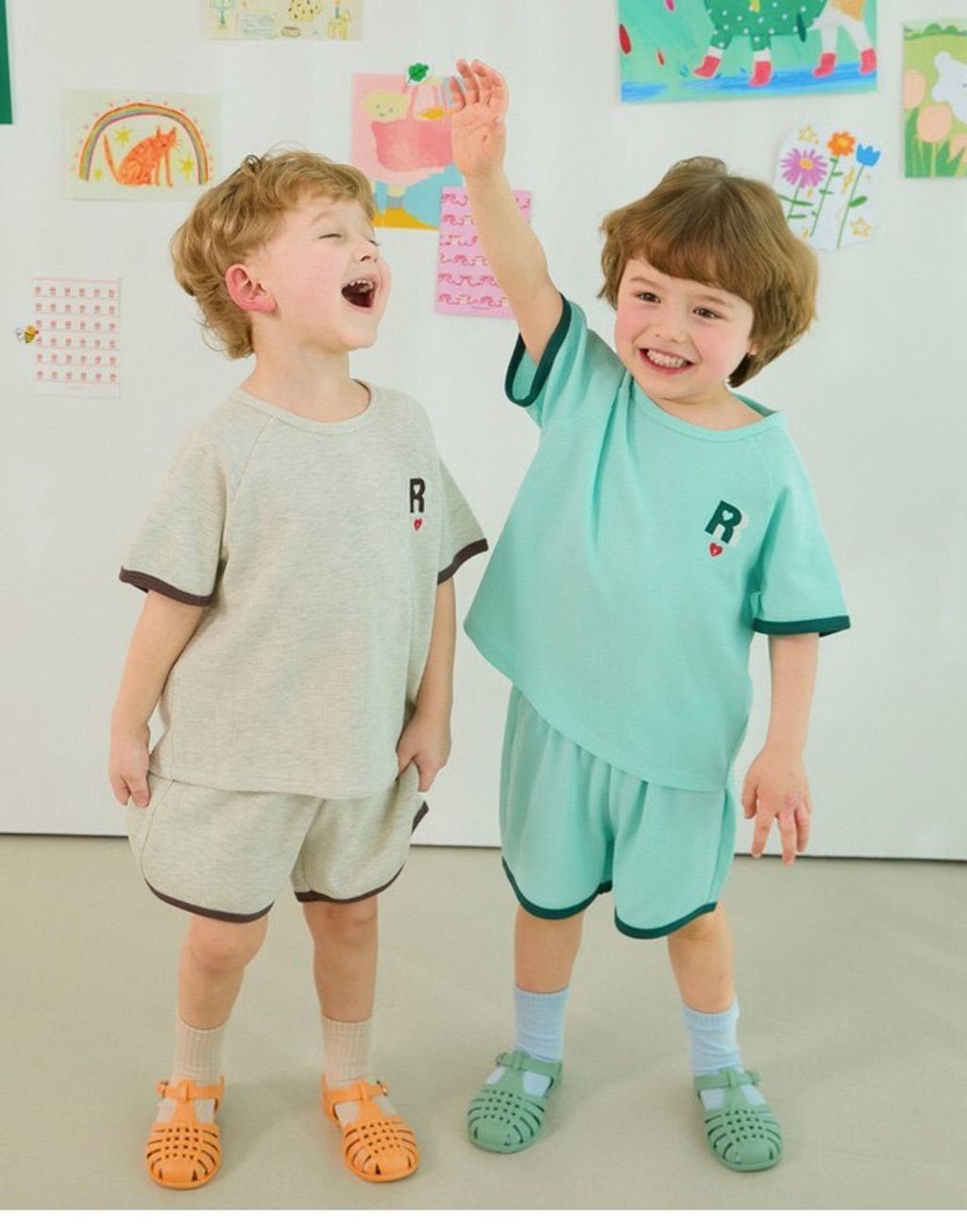 LINE_ALBUM_Rototo 26夏_260407_98