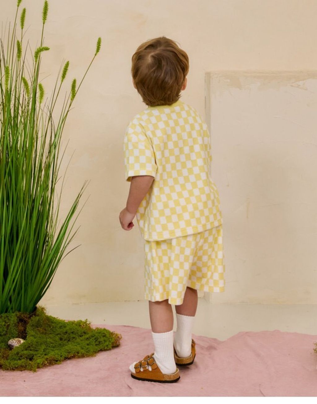 LINE_ALBUM_Rototo 26夏_260407_67