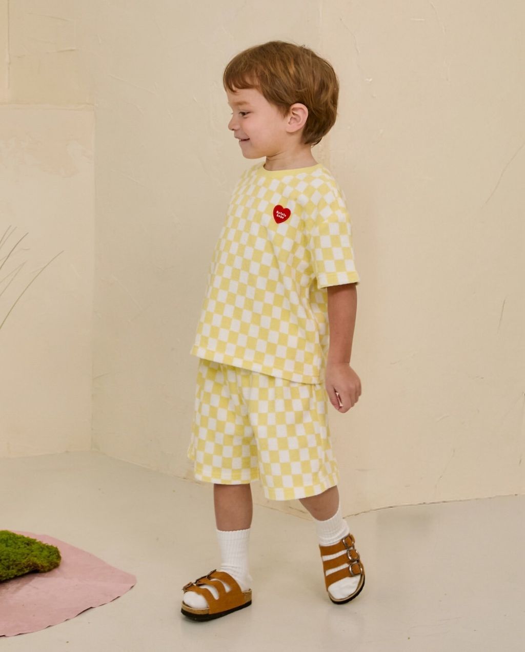 LINE_ALBUM_Rototo 26夏_260407_62