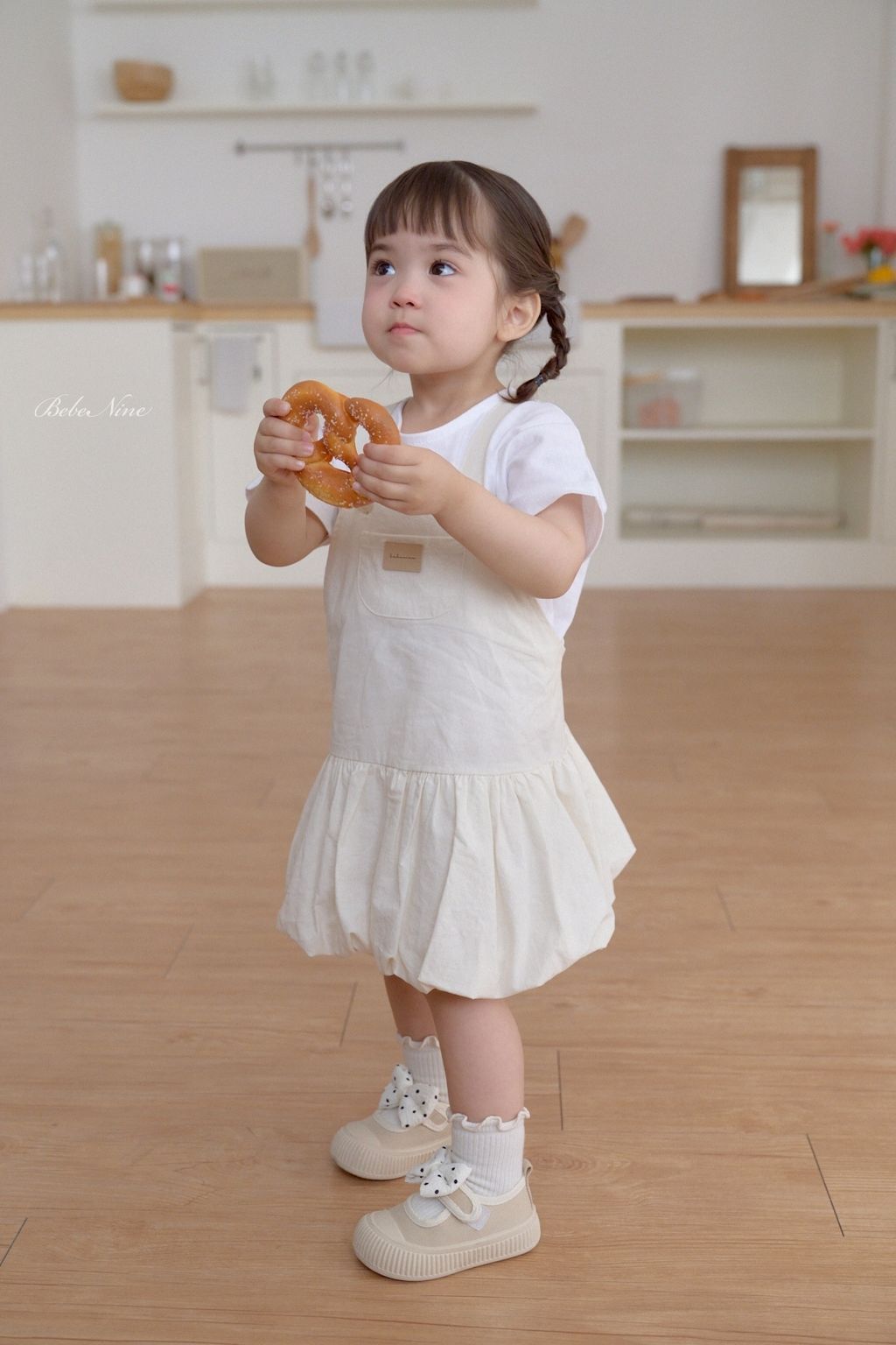 LINE_ALBUM_bebenine３_260423_1