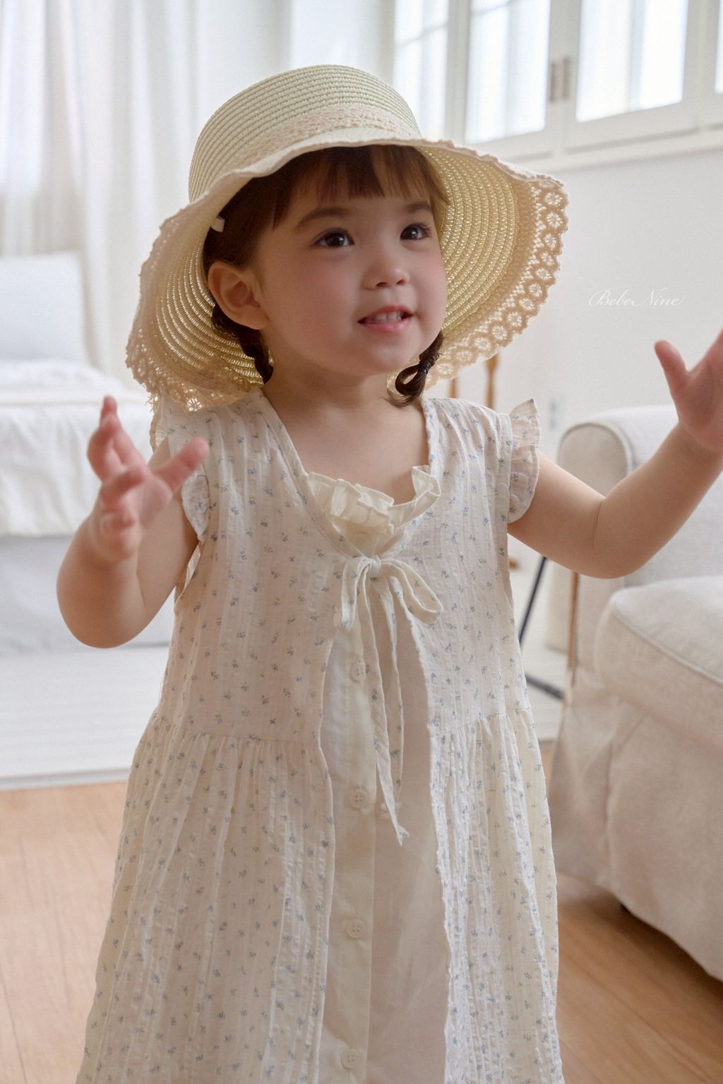 LINE_ALBUM_bebenine３_260423_24