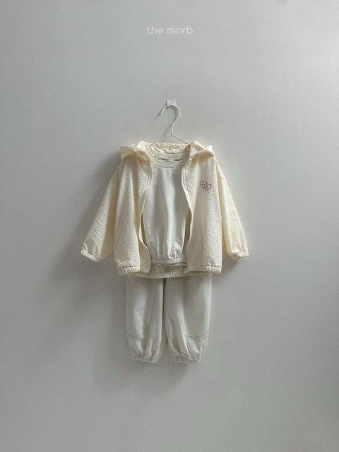 LINE_ALBUM_minirobe_260428_16