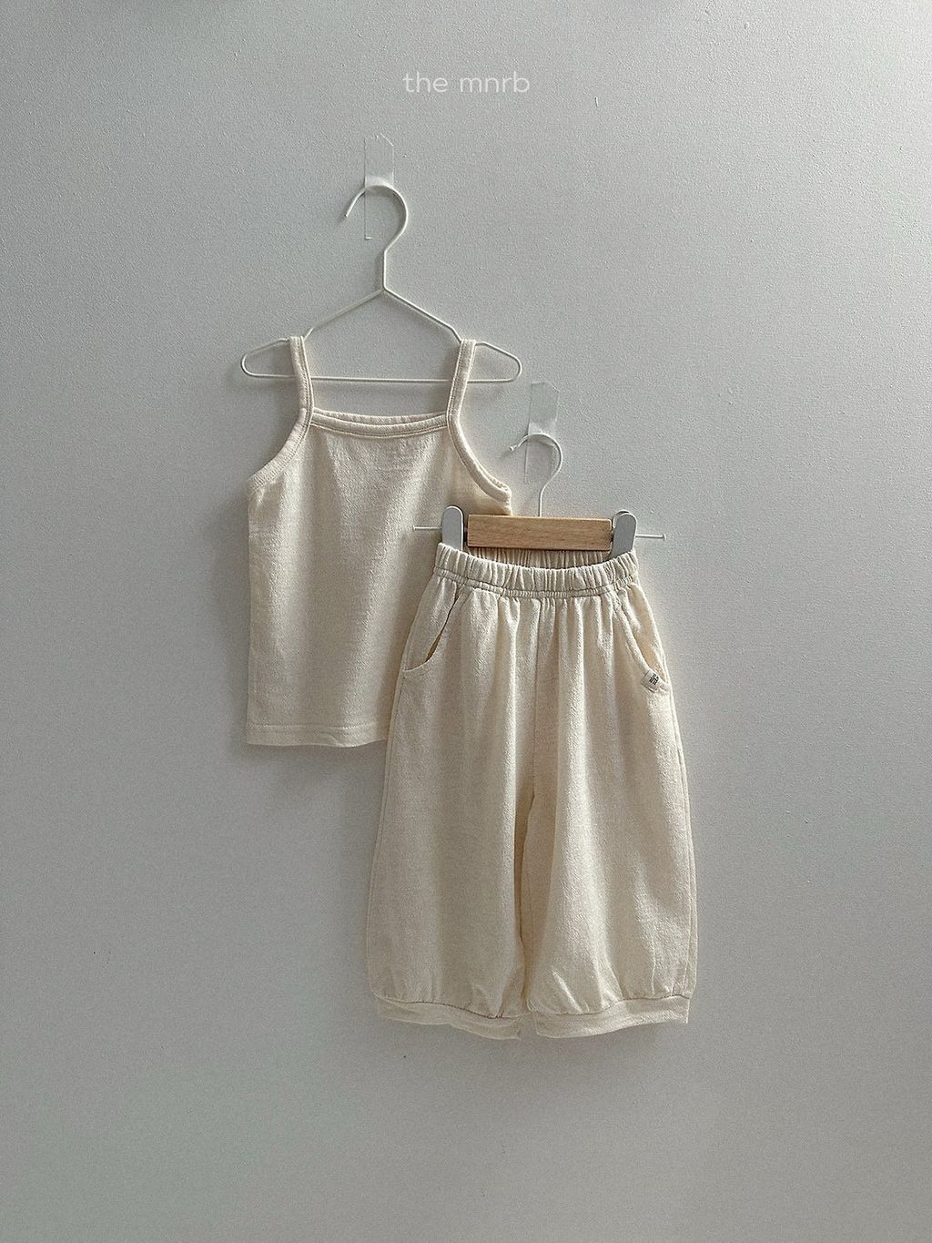 LINE_ALBUM_minirobe_260428_104