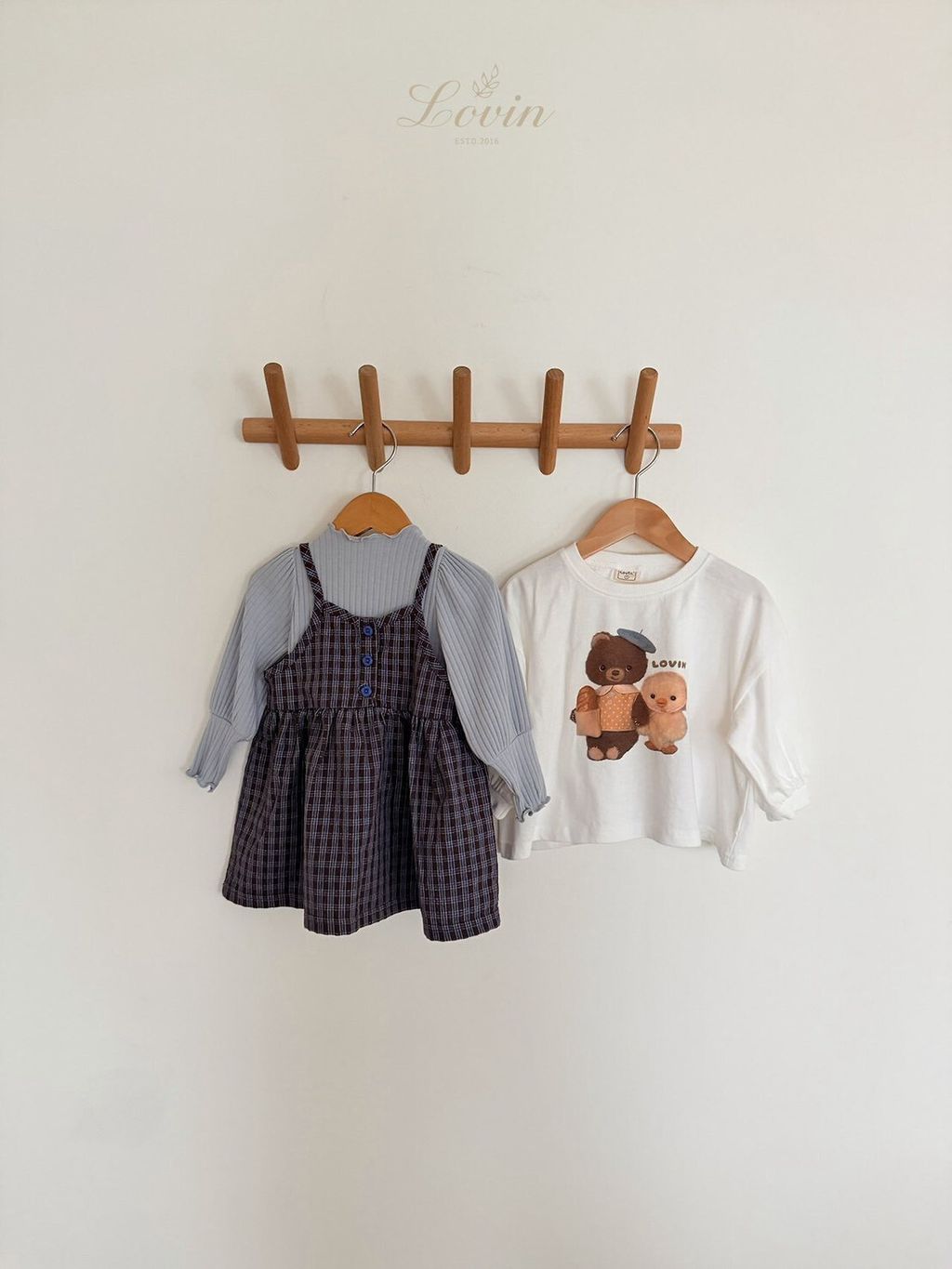 LINE_ALBUM_Lovin 26秋_260731_31