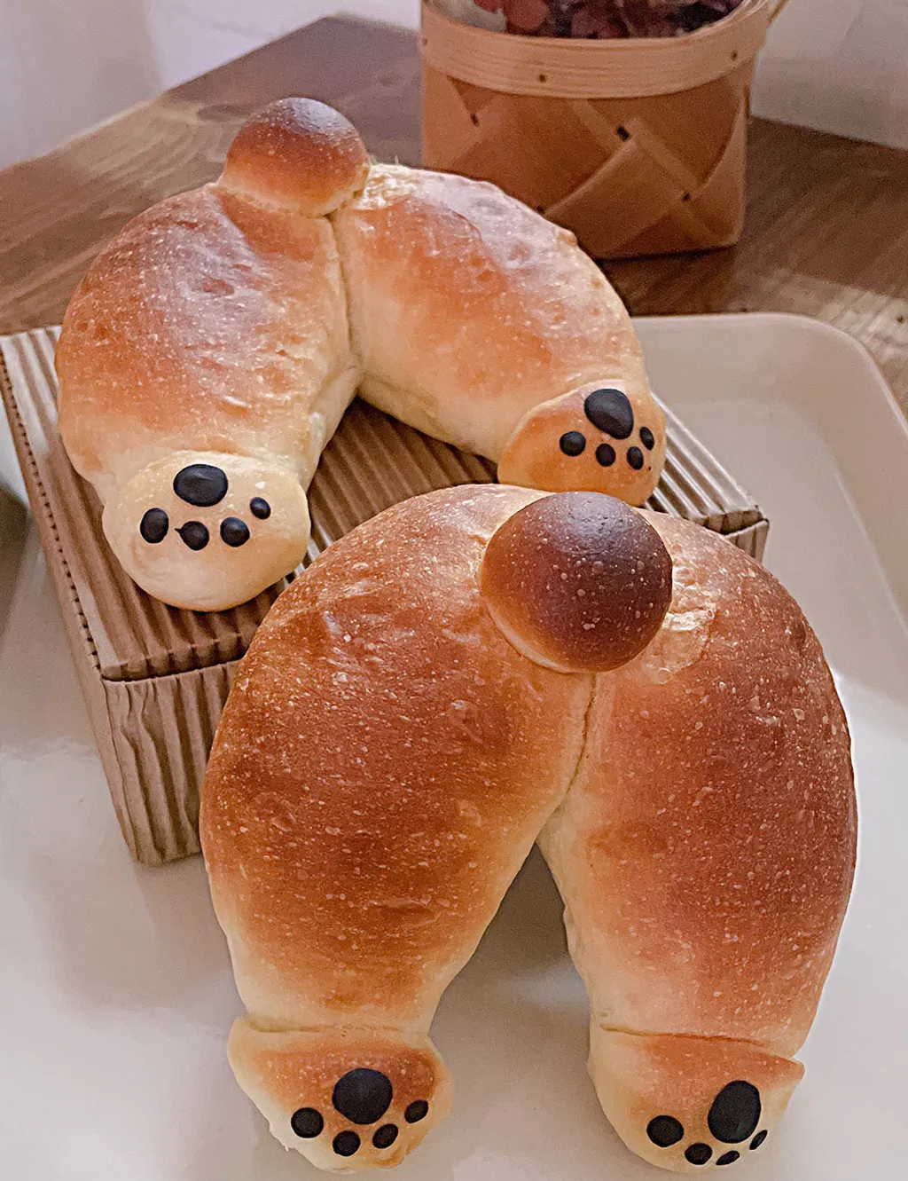 3555