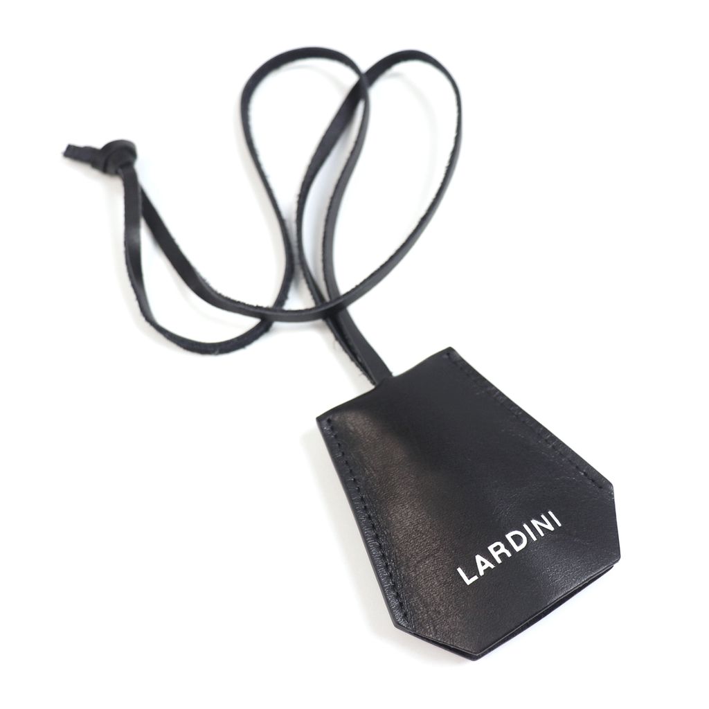 LA92320235 (10)