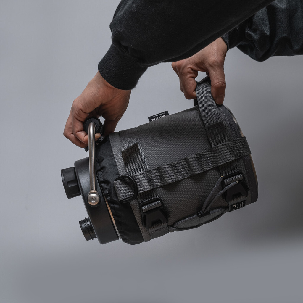 新品 UNIT/04 YETI WATER JUG COVER コヨーテ UNIT/04 YETI WATER JUG COVER H.G ジャグカバー 新品 UNIT/04 YETI