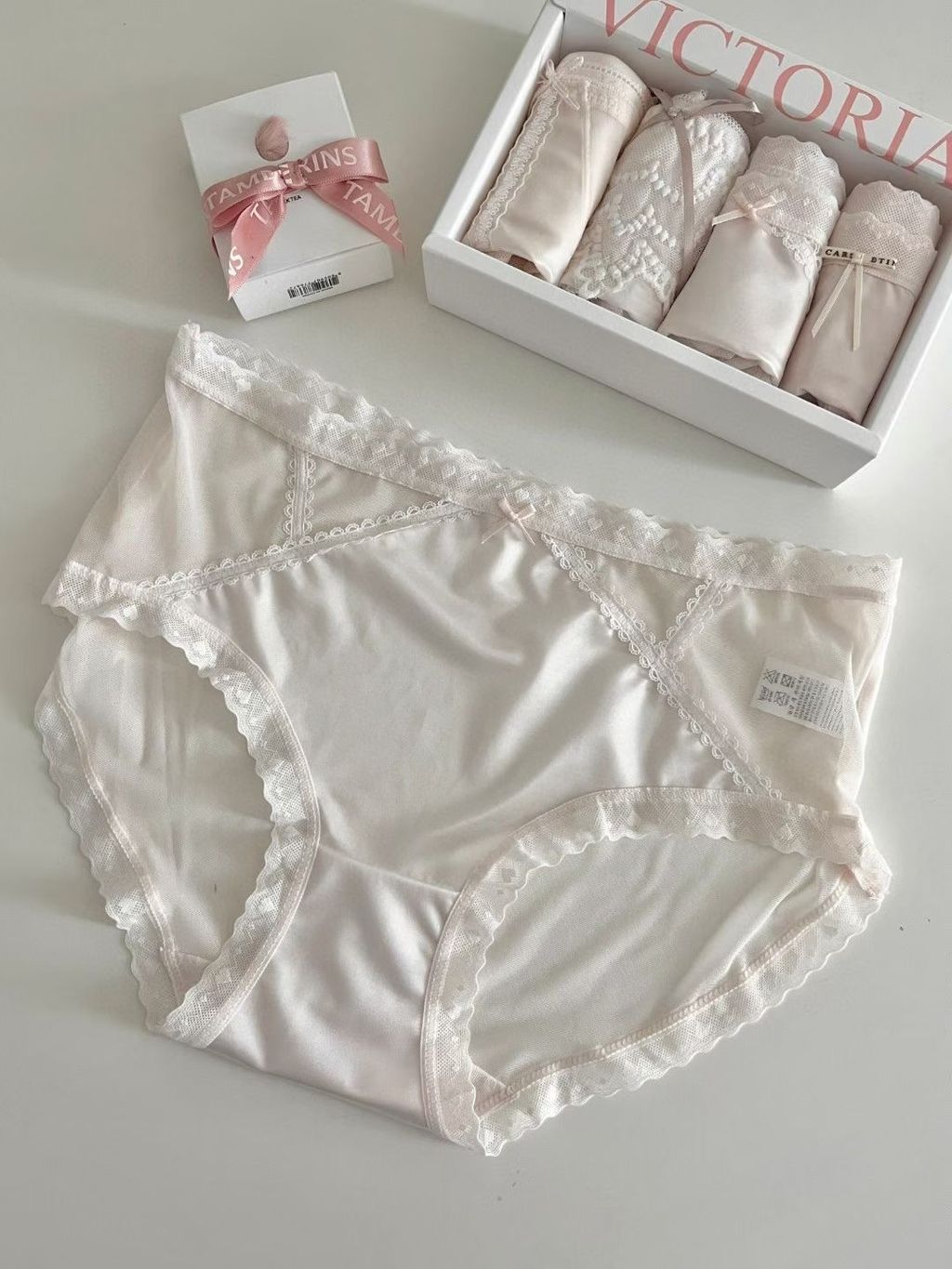 8aeaedf8347931b53cec9df824d1c1