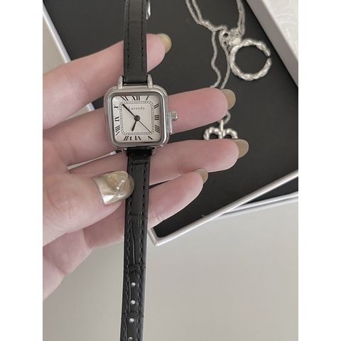 sg-11134201-22110-qe1th4mrypjv05