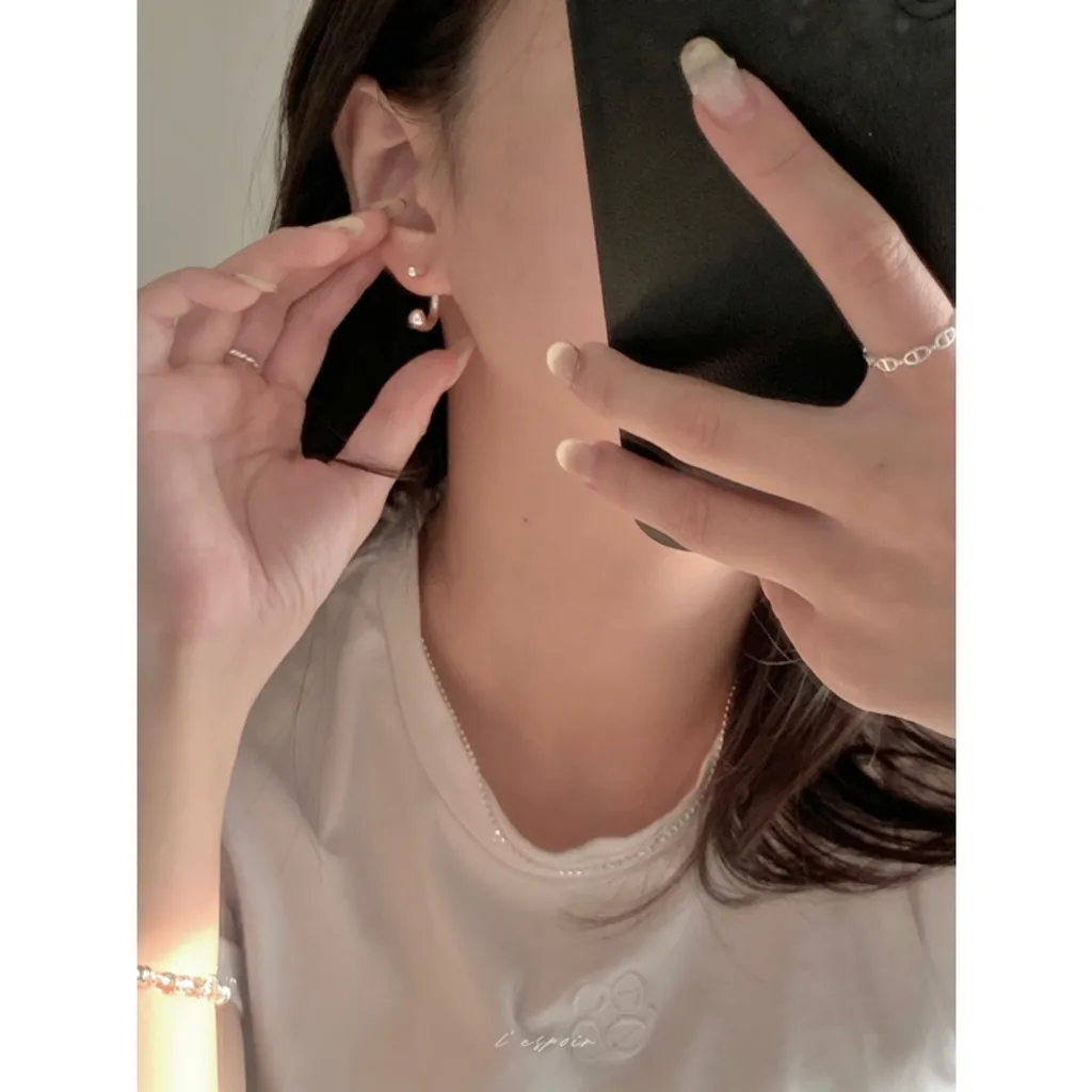 tw-11134207-7qul3-lgvzay2wgtv0d2