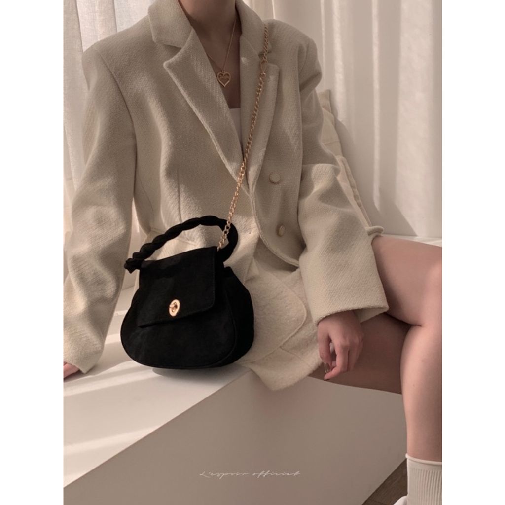 tw-11134207-23020-q635ku7y4mnv0b