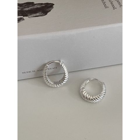 sg-11134201-22110-tmy6np2q1pjv33