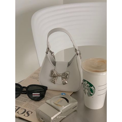 tw-11134207-7r98q-ltwaxea821ej3d