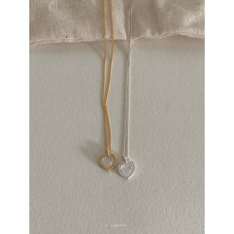 tw-11134207-7r98w-lyyvys0g0yyc6d