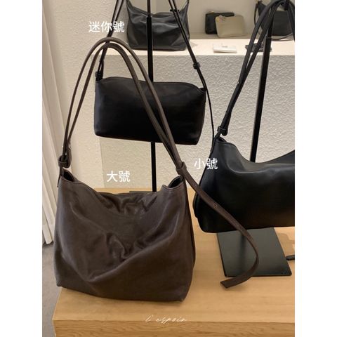 tw-11134207-7r98u-llv83kwm9daz1d