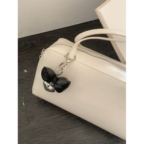 tw-11134207-7rasc-m0di7w1ptckn00