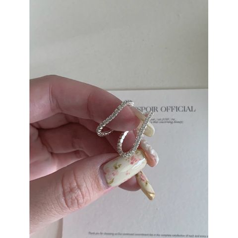 tw-11134207-7rase-m0ez0w1bzr9vf0