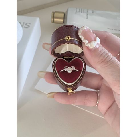 tw-11134207-7ras8-m0h1t9skht5z78