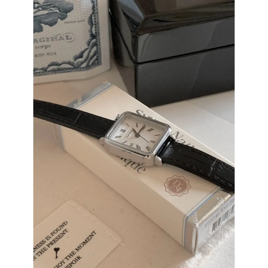 tw-11134207-7ras9-m2ecrtiyakgqa9