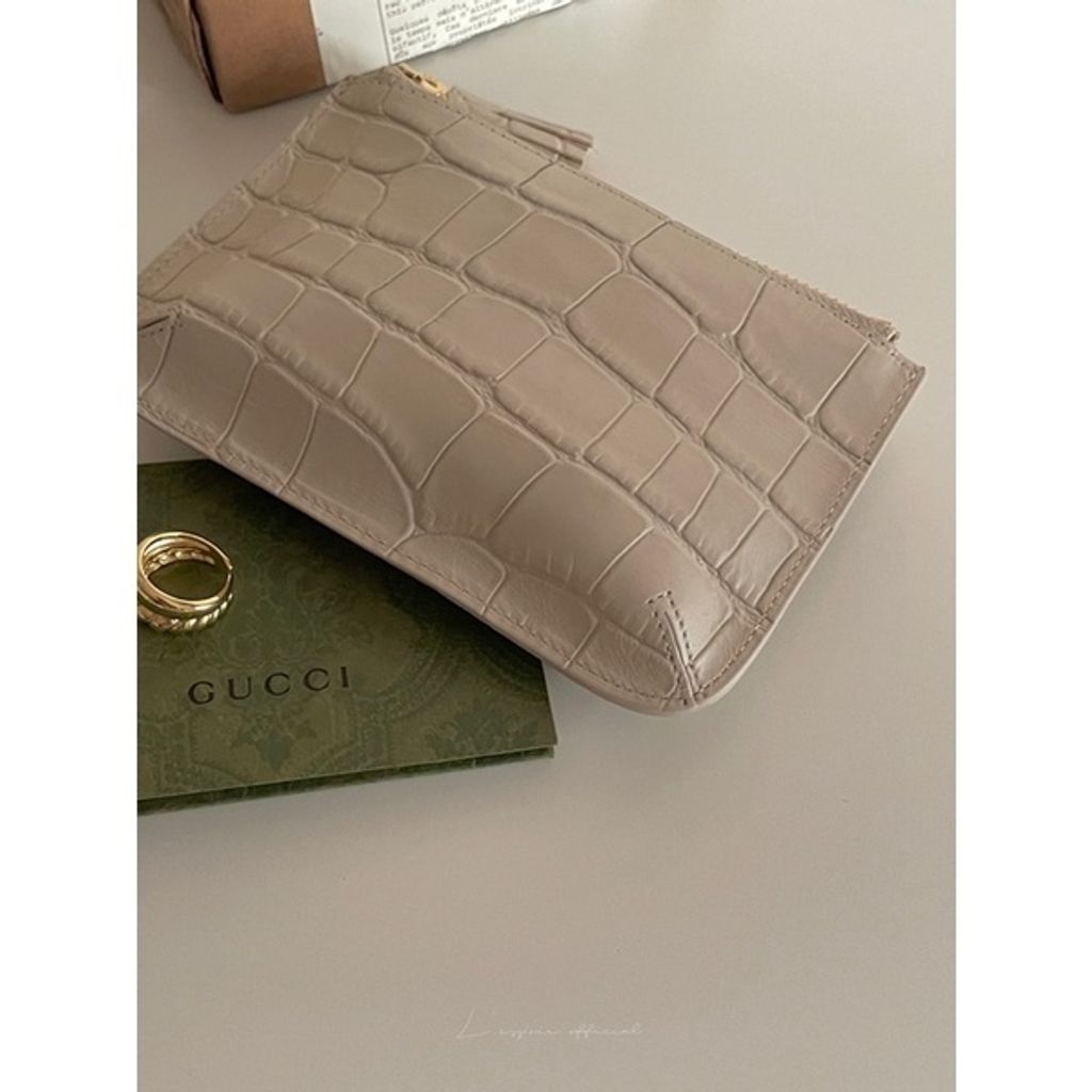 d0189b285502585c18a36546ef29561e