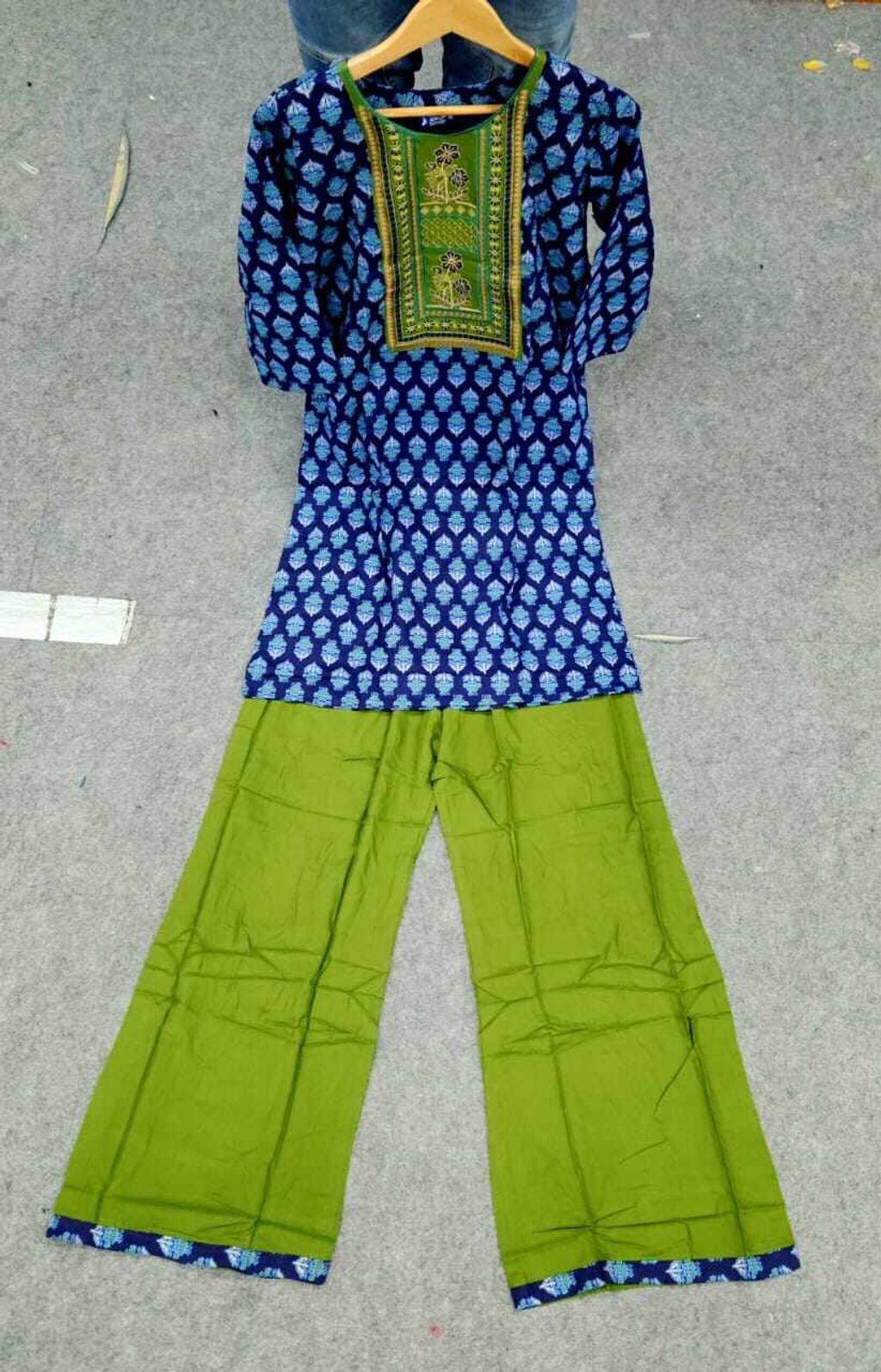 ca8e4e8e0f61cba996b4c8a46d9186ef