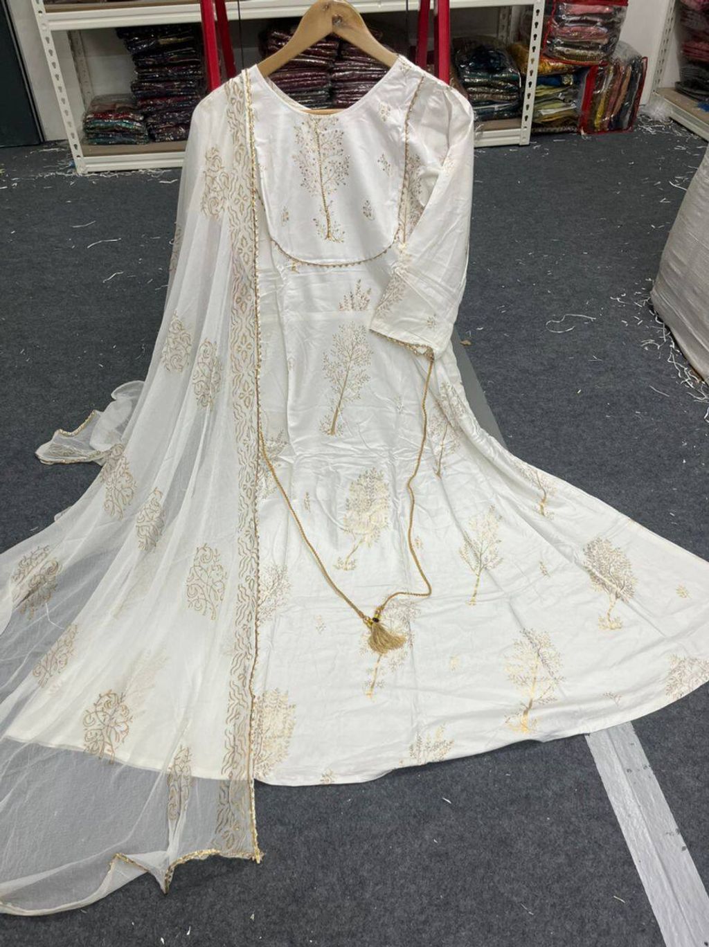 0df4f669764fdbaa5d4ec9fa3e4bc6bb