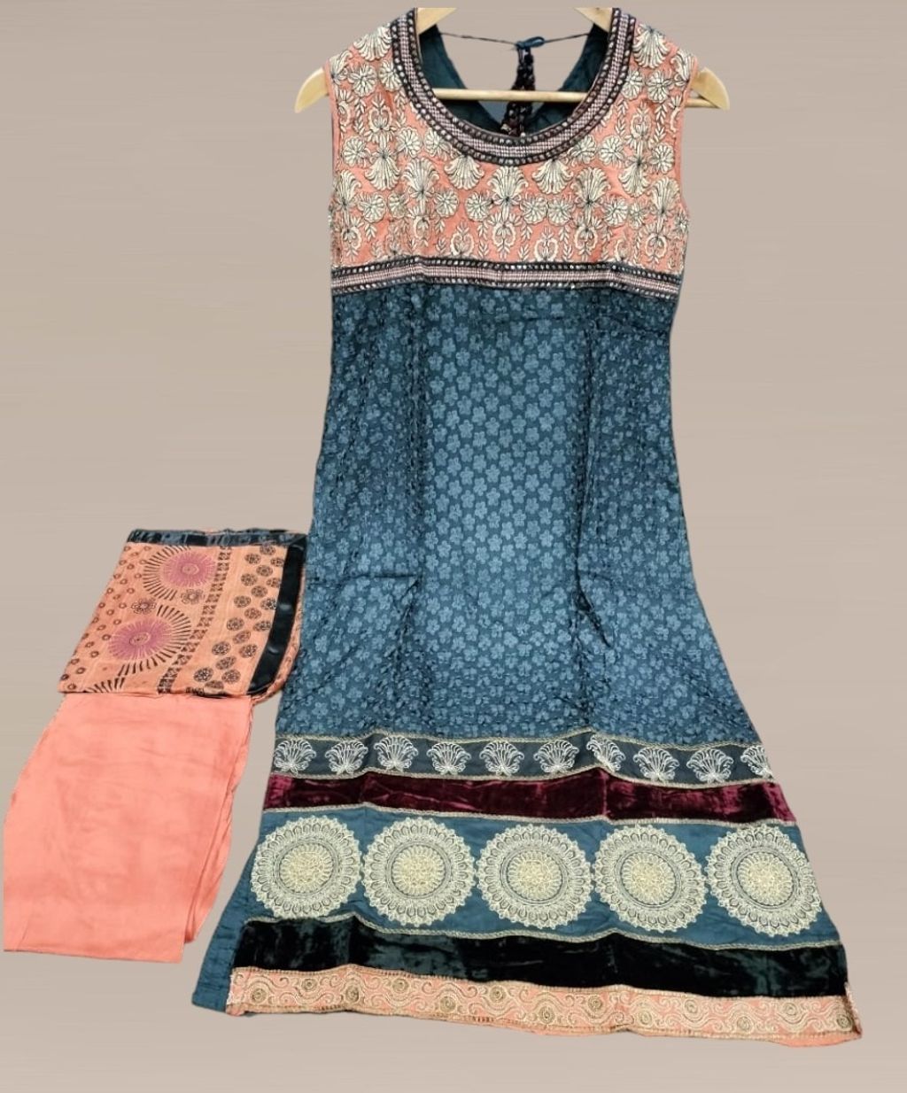 WhatsApp Image 2023-12-07 at 15.35-PhotoRoom